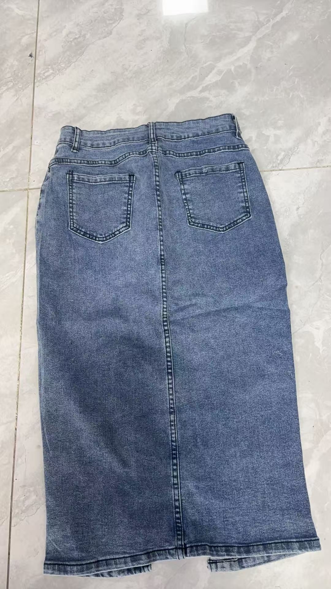 Button Front Denim Midi Skirt - Bodycon Fit Front Slit Patch Pockets