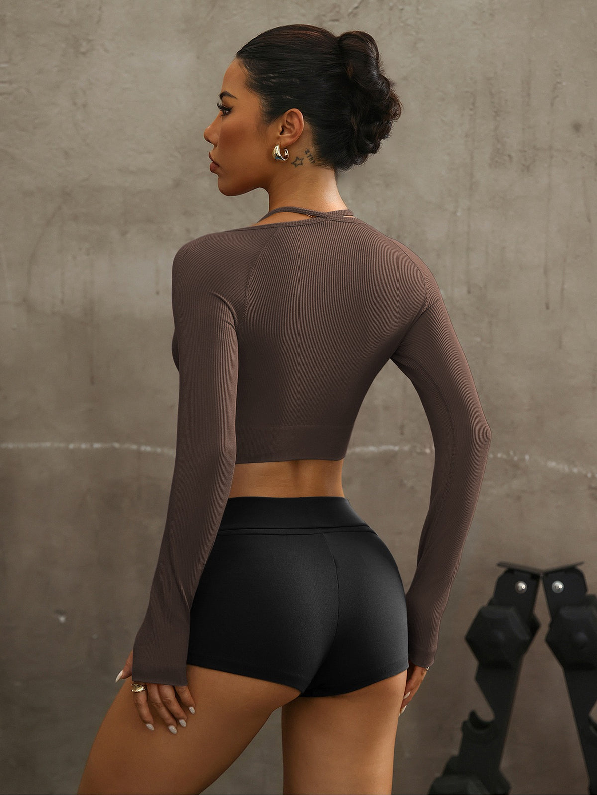 Long Sleeve Workout Crop Top - Halter And Thumbholes