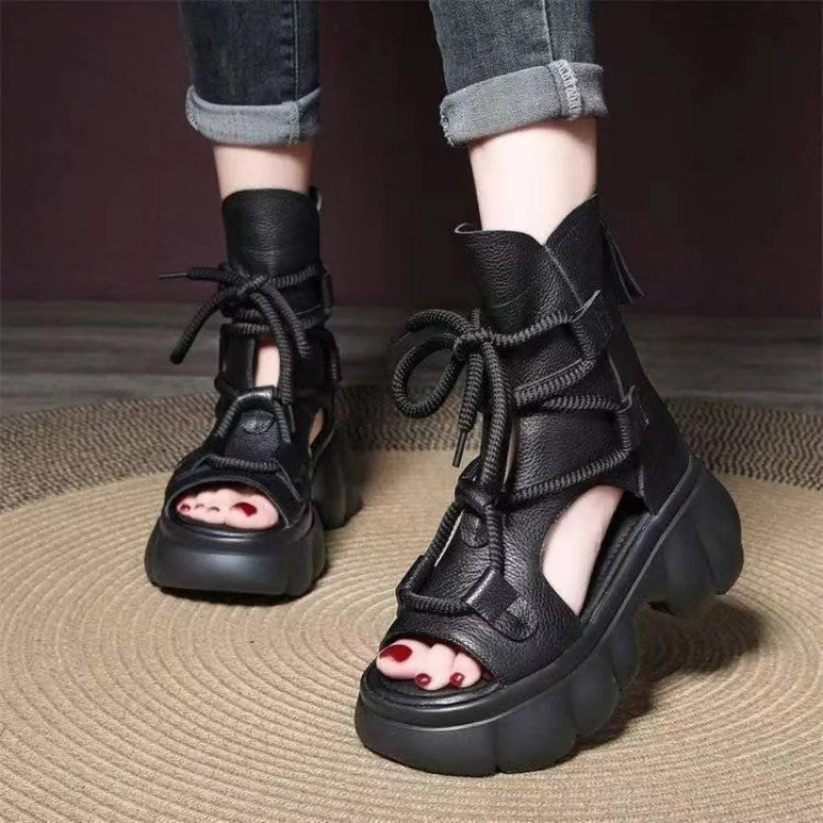 Trendsi black leather lace up women's chunky platform sandals with open toe cutouts and thick sculpted sole