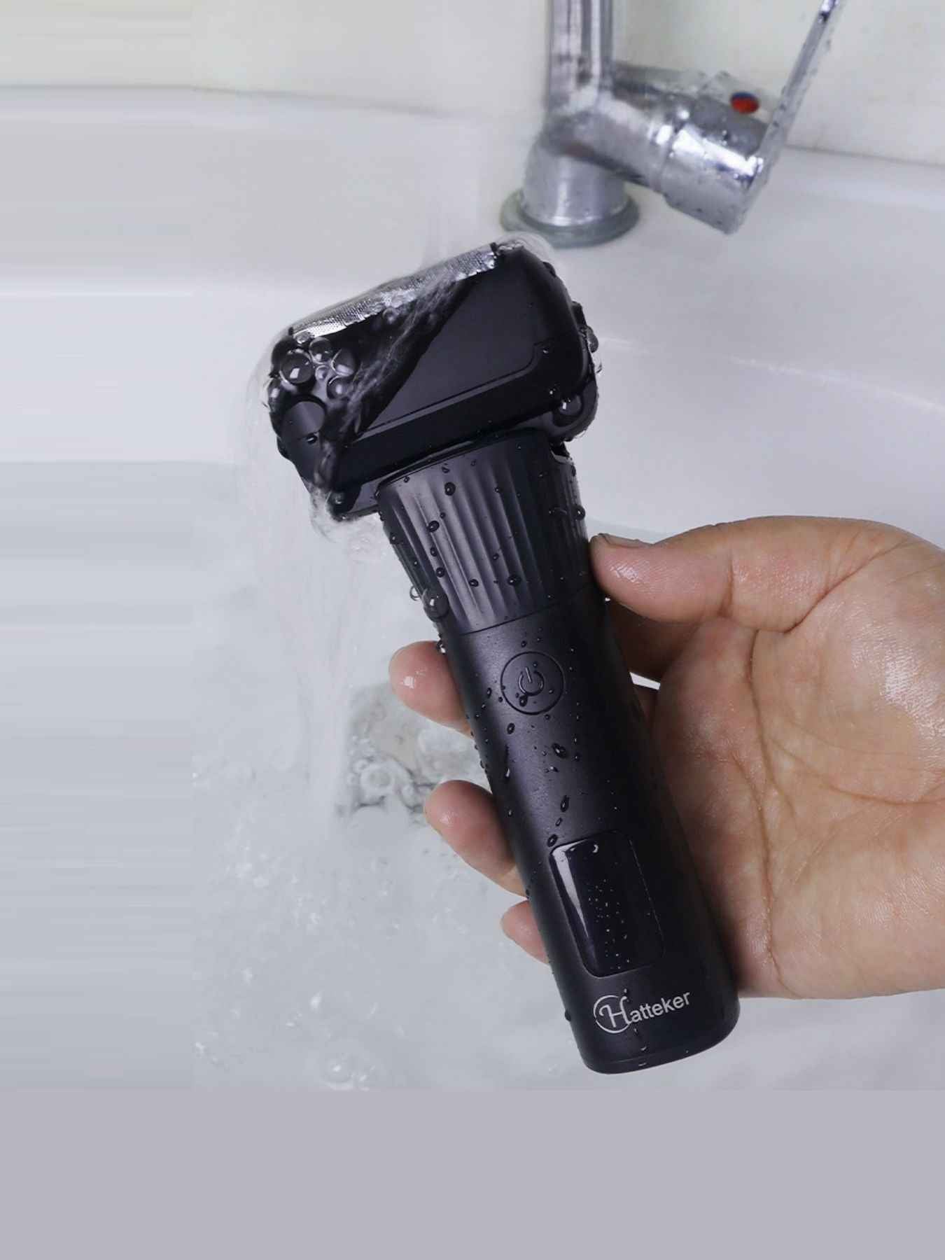 Electric Foil Shaver LED Display - Compact Waterproof Grooming