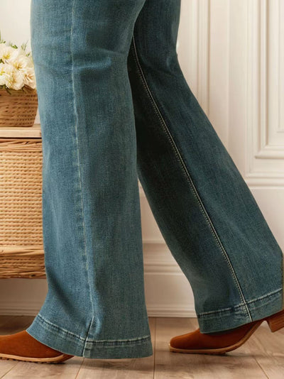 Retro Flare Jeans - Striped Back Pockets & Belt Loops
