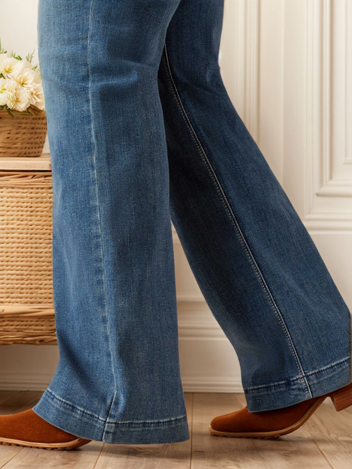 Retro Flare Jeans - Striped Back Pockets & Belt Loops
