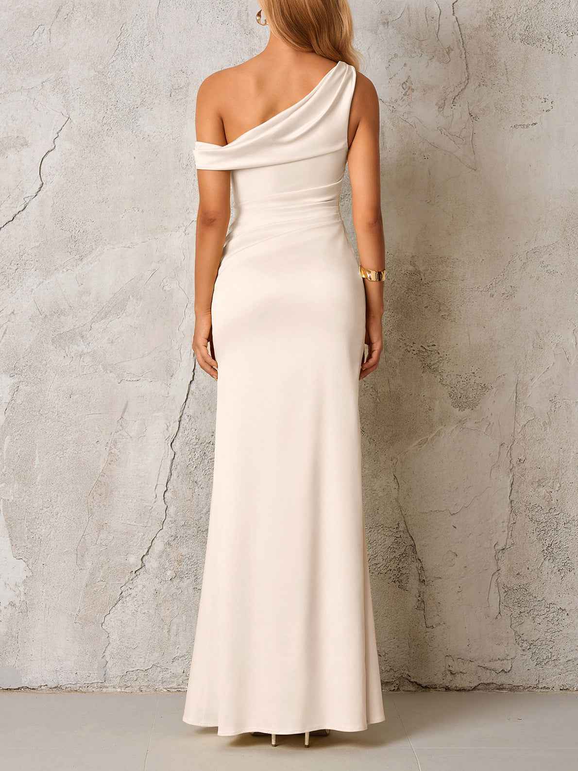 Slant-shoulder Figure-hugging Maxi Dress - Slimming Sexy And Elegant