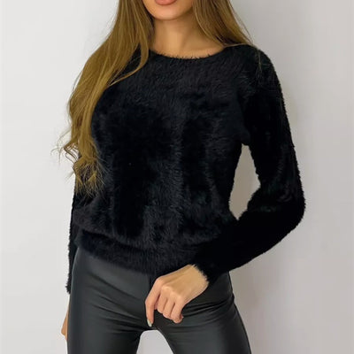 Pullover Crew Neck Sweater - Plush Round Neckline