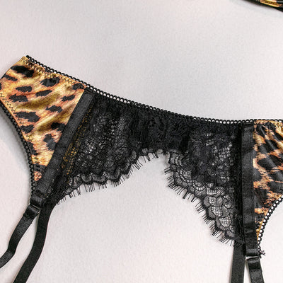 Leopard print lace lingerie panty with scalloped black lace trim