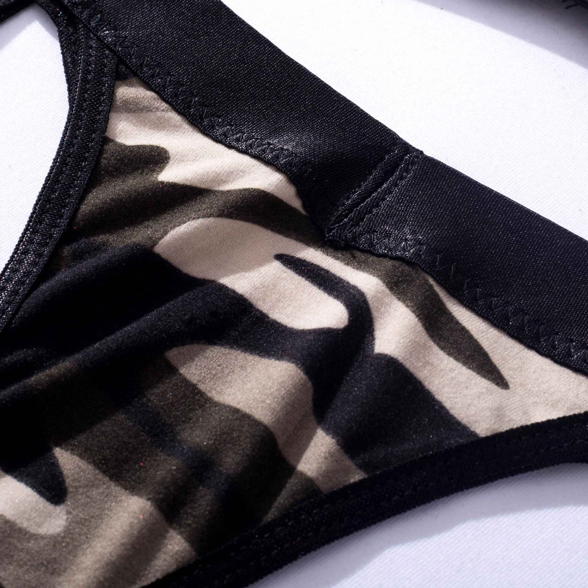 Printed Garter Lingerie Set - Strappy Bra And Thigh Bands