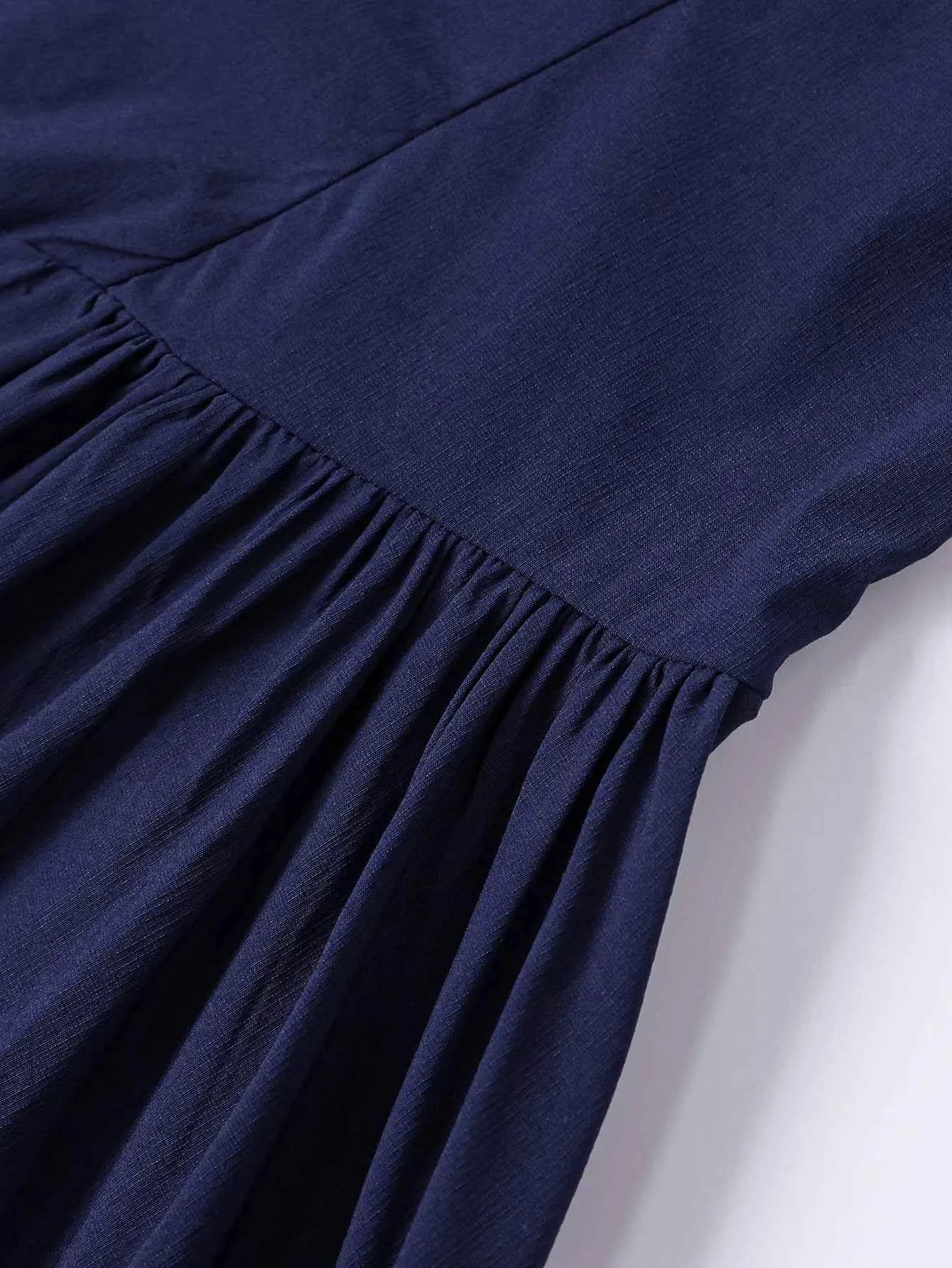 Sweetheart Neckline Long Sleeve A-Line Midi Dress
