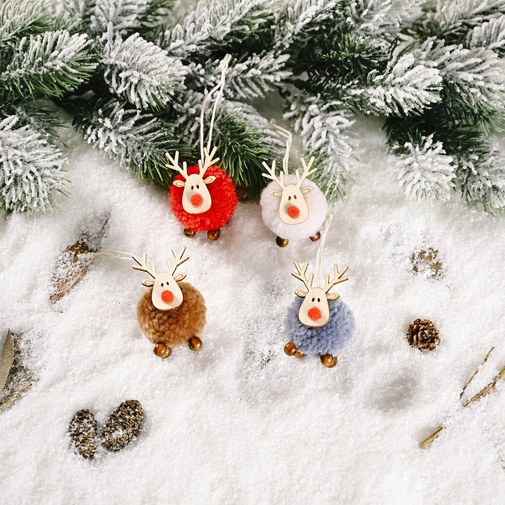 4-Piece Reindeer Hanging Widgets - Fashions Envy